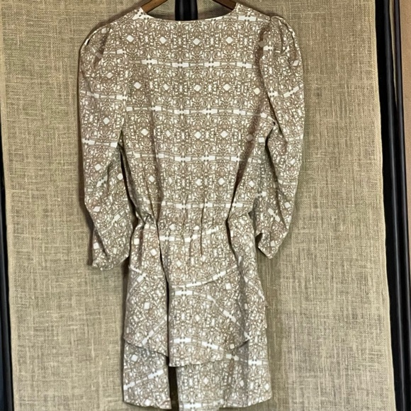 NWT! AX Paris mini smock dress plunge front camel chain print 12 dance party - Picture 9 of 9